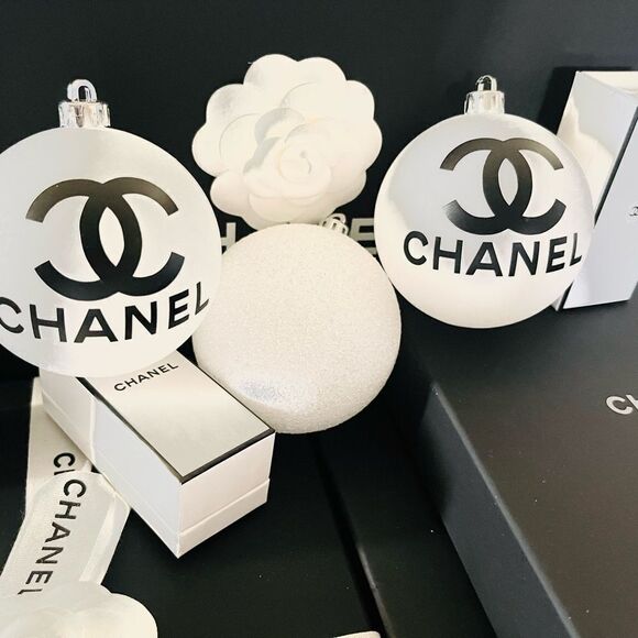 Mme_Chic Other - Chanel Christmas ornaments